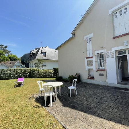 Villa Spacieuse A Cabourg, 200M Plage, Jardin, 5 Chambres, Parking, Menage Inclus - Fr-1-487-359 Экстерьер фото